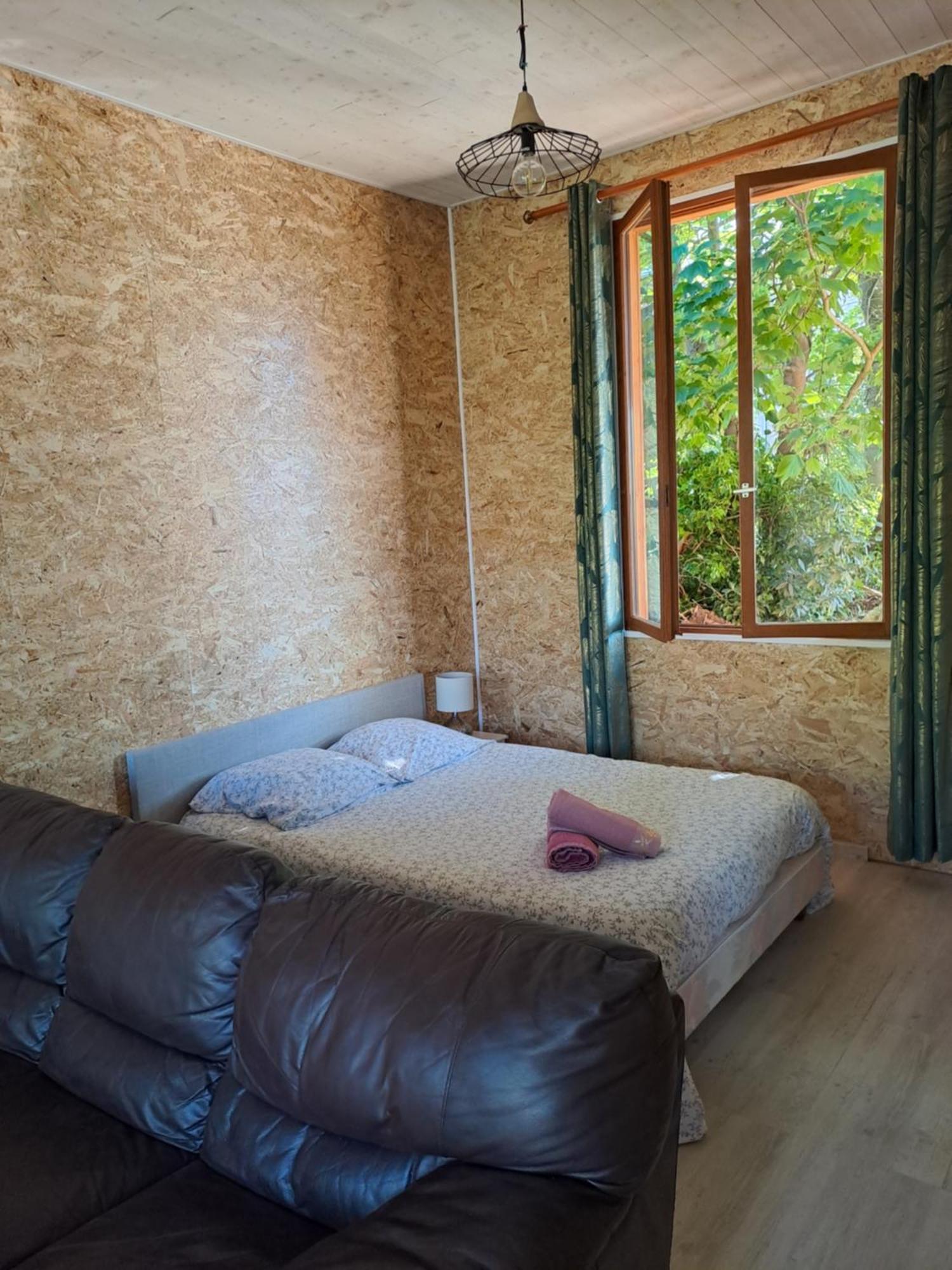 Kilometre 99 Apart otel Pont-Sur-Yonne Dış mekan fotoğraf